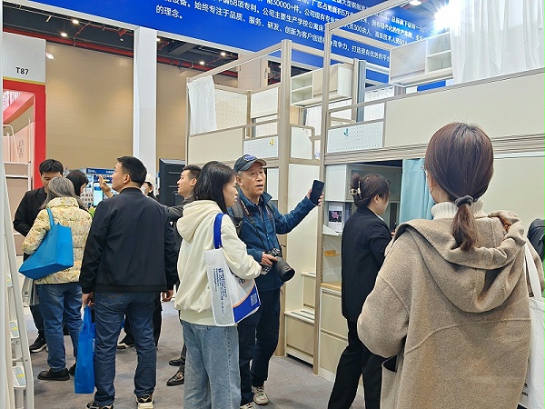 公寓床实图01